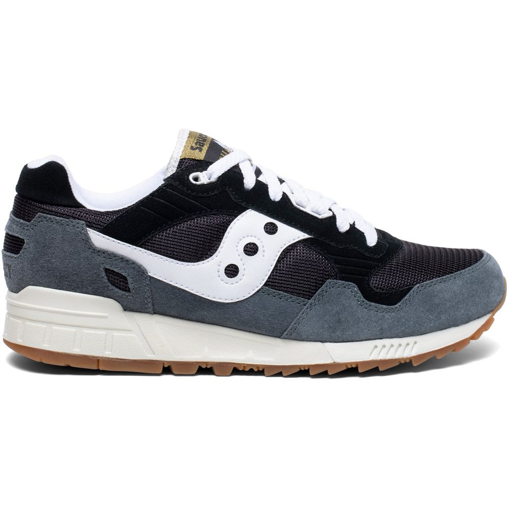 fashion and friends saucony